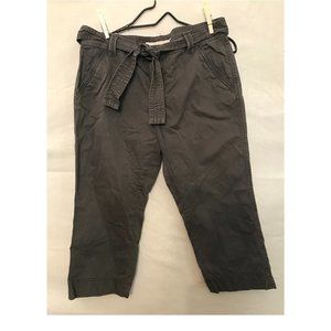Old Navy Dark Gray Belted Capri Pants